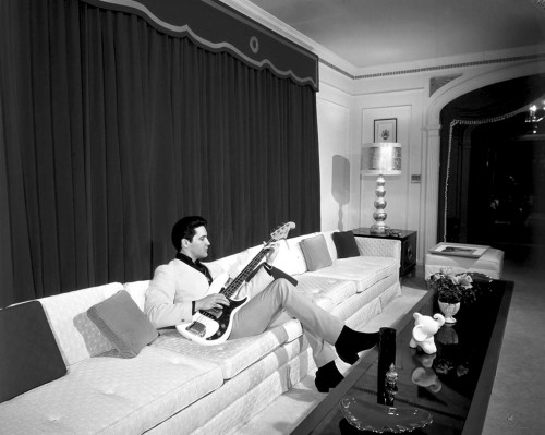 elvis-graceland-thecommercialappeal